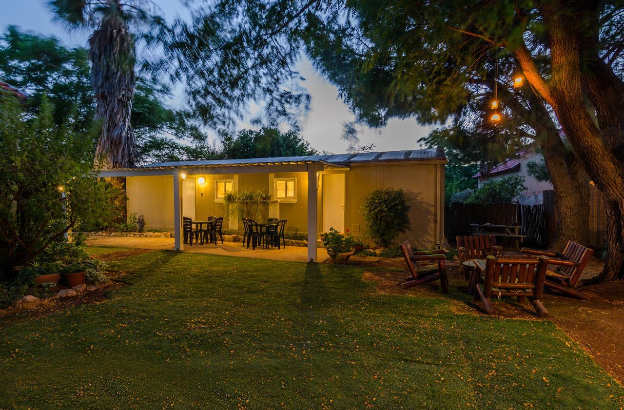 Bed and Breakfast Orna'S Corner Yuval Exterior foto
